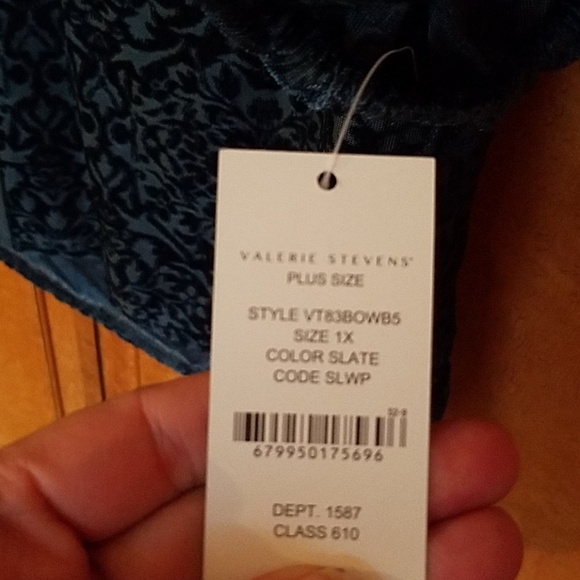 Valerie Stevens 1x Slate Color Blouse - Picture 5 of 6